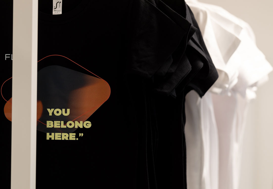 FLO:R T-SHIRT